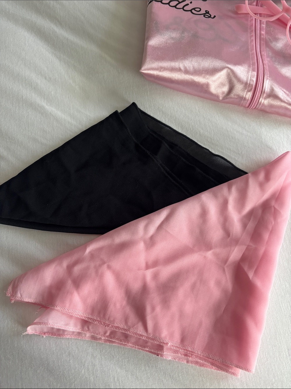 Ladies Pink Ladies Costume Bomber Jacket with Black Trim & Accessories - Picture 8 of 9